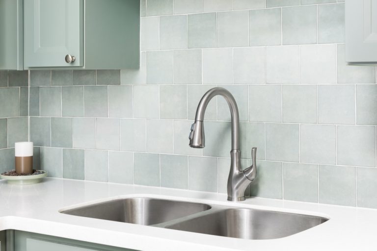 How Much Does a Plumber Charge to Replace a Kitchen Faucet