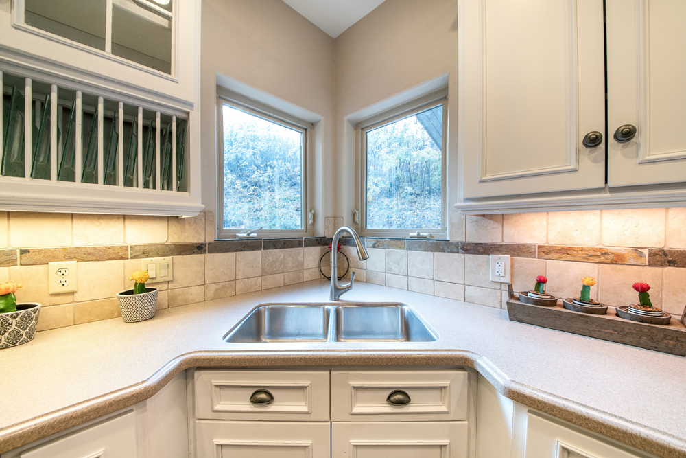 What to Put in Upper Corner Kitchen Cabinet