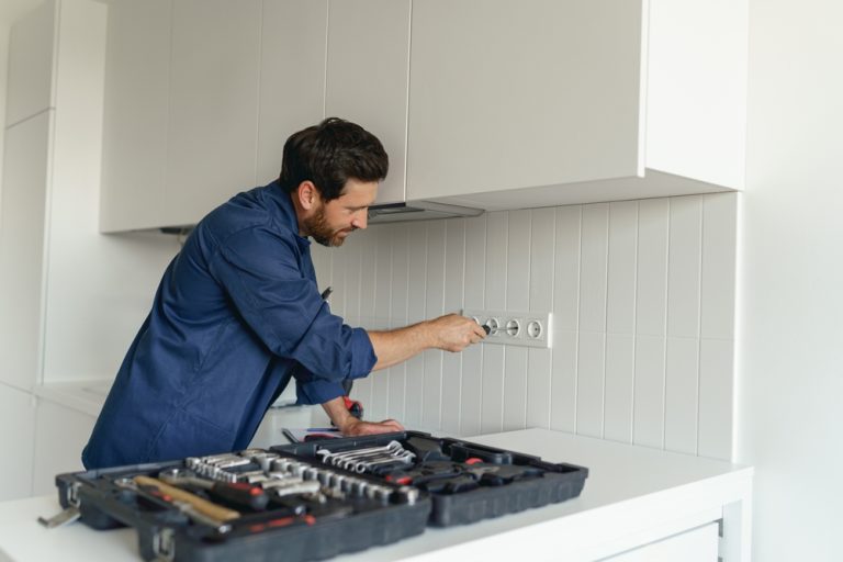 How High Should Electrical Outlets Be Above Kitchen Counter