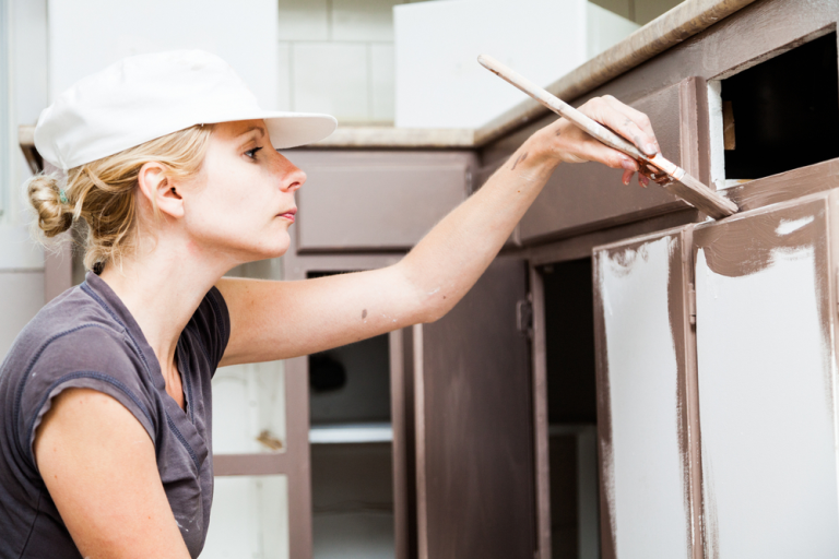 How Much to Paint a Kitchen Walls and Ceiling