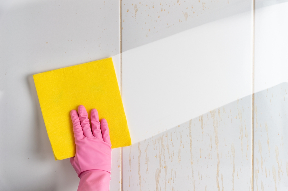 How to Clean Kitchen Wall Tiles