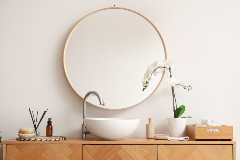 How to Position Bathroom Mirror with Offset Sink